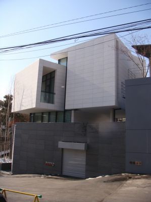 k-gallery-facade2.jpg